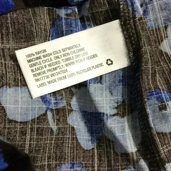 A New Day Floral Button Front Top Sz Small NWOT - Picture 7 of 8